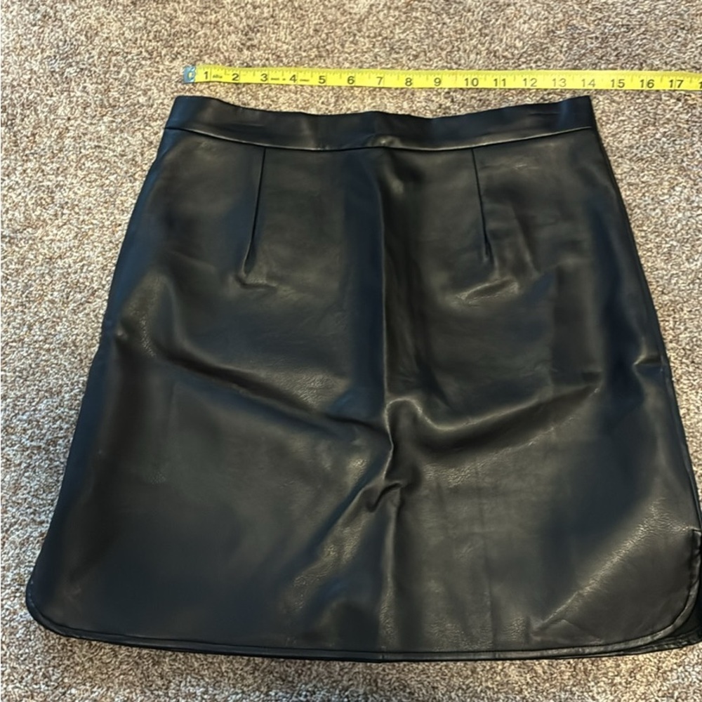 Black faux leather black skirt